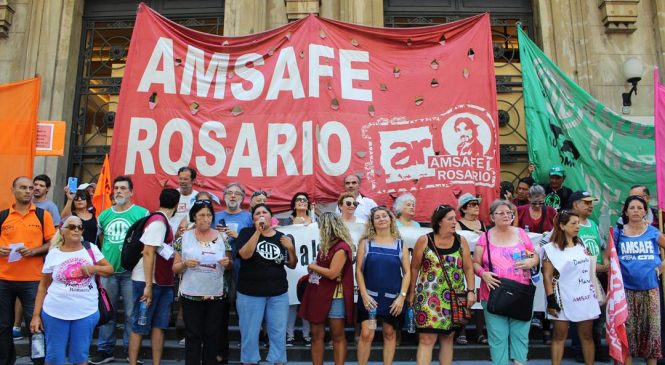 Estatales se manifestaron por salarios y condiciones dignas de trabajo