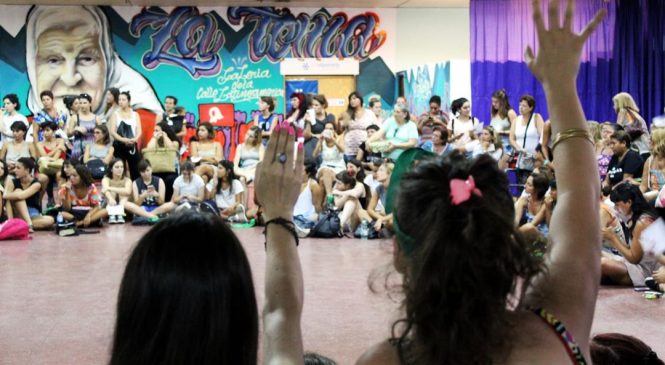 Lunes feministas hacia el 8M
