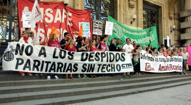 Marcha de docentes y estatales este miércoles
